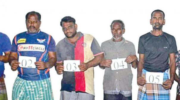 8-rameswaram-fishermen-jailed