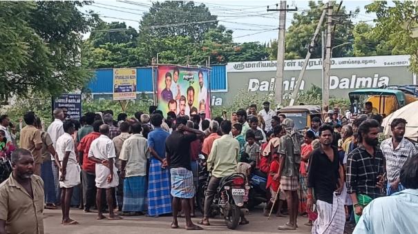 people-blocked-the-road-in-madurai-demanding-drinking-water