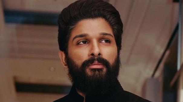 actor-allu-arjun-donates-rs-1-crore-to-andhra-floods