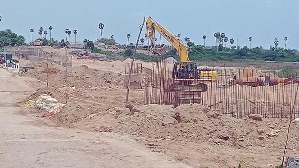 perumbakkam-flyover-works