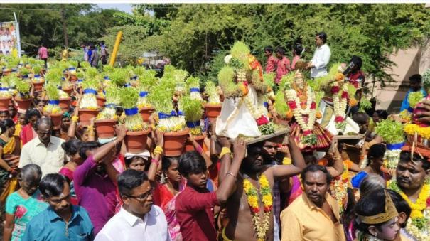 palkudam-and-mulaipari-procession-took-place-during-chaturthi-festival-of-shakti-vinayagar-temple-in-kovilpatti