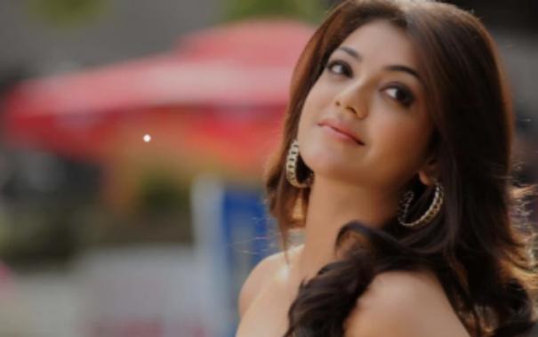 the-latest-buzz-is-actress-kajal-aggerwal-joins-hand-with-actor-salmankhan