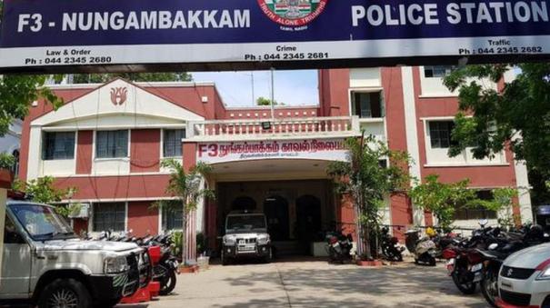 10-lakh-cash-seized-from-the-parked-vehicle-in-chennai