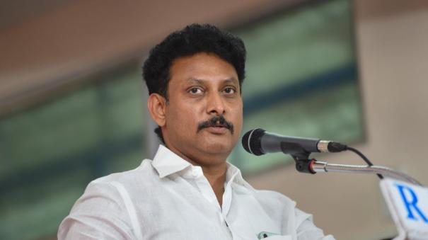 guidelines-to-be-followed-in-schools-will-issued-in-2-days-minister-anbil-mahesh