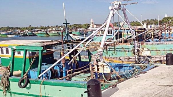 weather-warning-rameswaram-fishermen-banned-from-going-to-sea