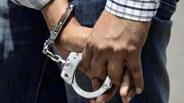 3-drunk-cops-arrested-from-police-station-in-dry-state-bihar