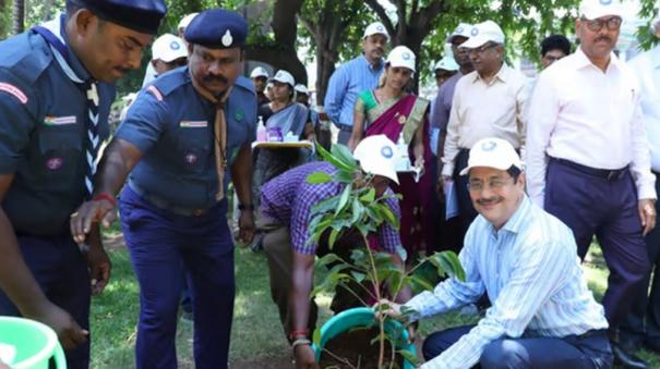 south-central-railway-officials-launch-swachhata-hi-seva-2024