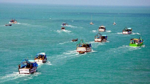 sri-lankan-navy-again-atrocity-37-tamilnadu-fishermen-arrested