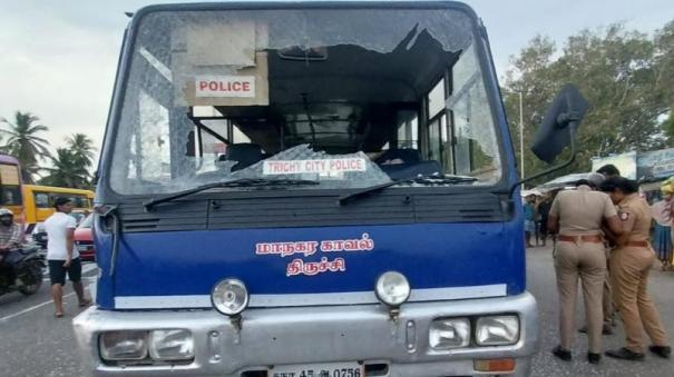 trichy-youth-arrested-for-smashing-police-vehicle