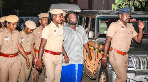 mohan-g-got-bail-by-trichy-court-in-palani-panchamirtham-row