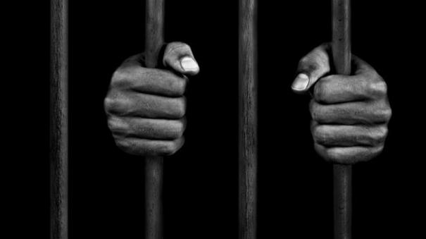 maharashtra-man-gets-20-year-jail-term-for-sexually-abusing-9-year-old-daughter