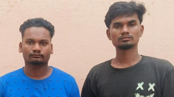 2-chhattisgarh-workers-arrested-for-place-stone-in-railway-track