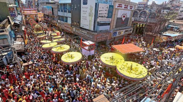 tirupati-thirukudai-procession