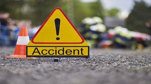 father-killed-on-school-van-collision-on-karaikal-daughter-seriously-injured