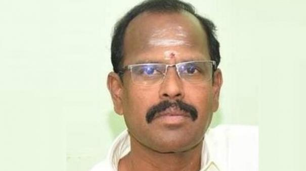 aiadmk-ex-union-secretary-arrested-on-fraud-case