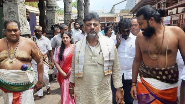 dk-shivakumar-refused-to-answer-about-karnataka-cm-post