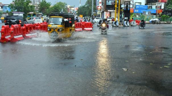 rain-with-thunder-and-lightning-on-nellai-district