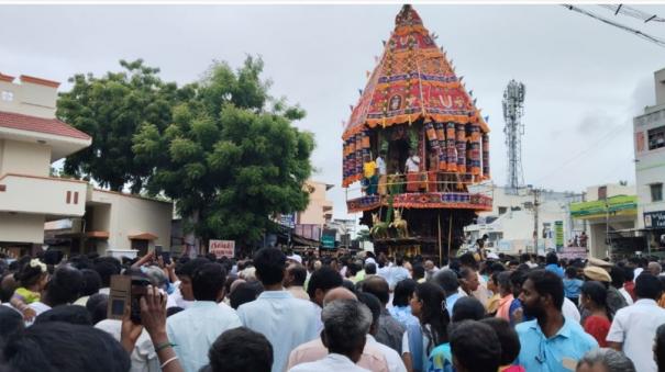 thanthonimalai-kalyana-venkataramana-swamy-temple-puratasip-perundruvizha-procession-took-place-today