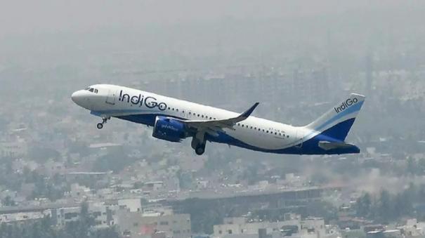 bomb-threat-to-mumbai-delhi-flight