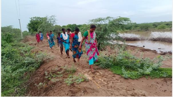 people-are-suffering-for-roadless-village-near-tirupattur