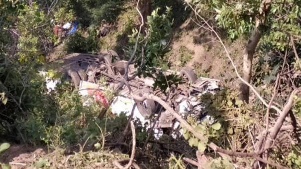 15-kids-injured-as-school-bus-overturns-falls-into-gorge-in-haryana-panchkula