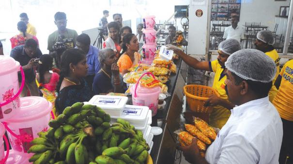 introduction-of-navathaniya-karam-sweets-in-madurai-prison-store