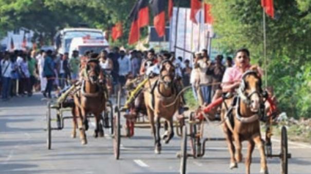 deputy-cm-udhayanidhi-s-birthday-horse-race-organized-by-dmk-youth