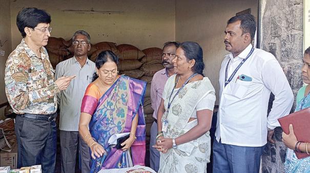 food-department-secretary-inspection-of-mamallapuram-ration-shop