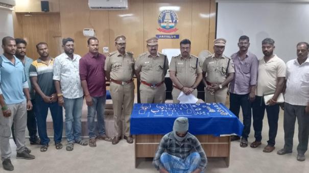 ariyalur-recovery-of-32-pound-jewellery-stolen-from-various-villages-man-involved-on-serial-theft-arrested