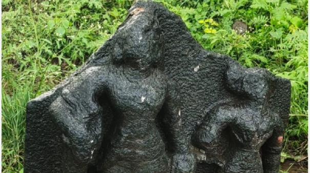 discovery-old-monument-stone-near-tirupattur