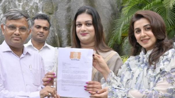 actress-nikki-kalrani-gave-donationa-around-rs-3-lakhs-for-animals-wefare