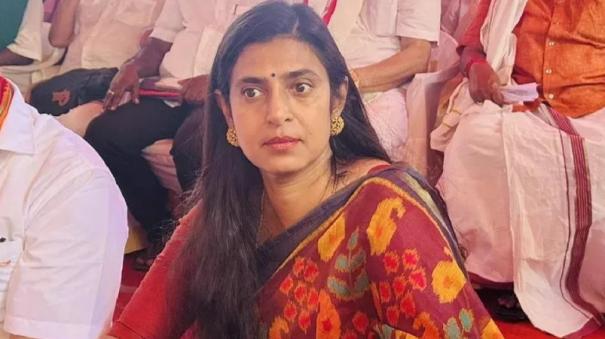 high-court-denies-anticipatory-bail-to-actress-kasthuri