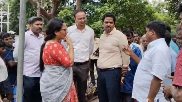 rain-affected-tribal-settlements-govt-secretary-collector-visit