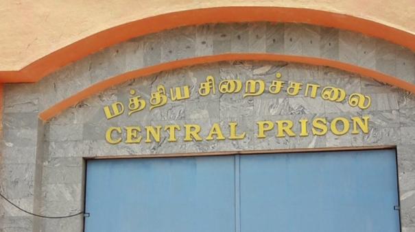 puducherry-central-jail-inmates-protest-by-stopping-cooking-for-parole