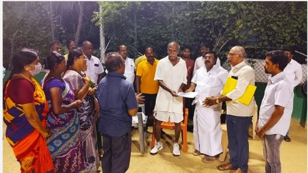 opposition-party-leader-given-petition-to-the-puducherry-cm