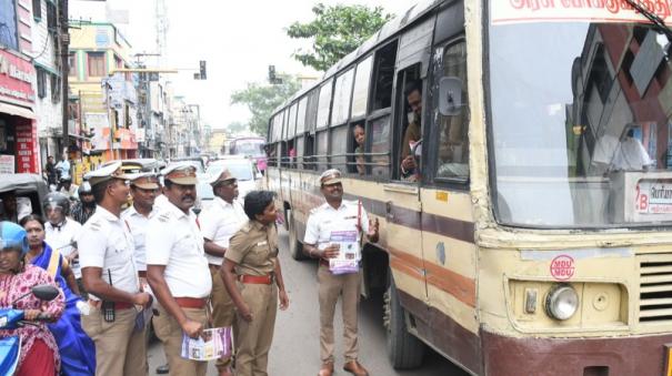 one-day-one-road-awareness-on-madurai-traffic-police-new-scheme