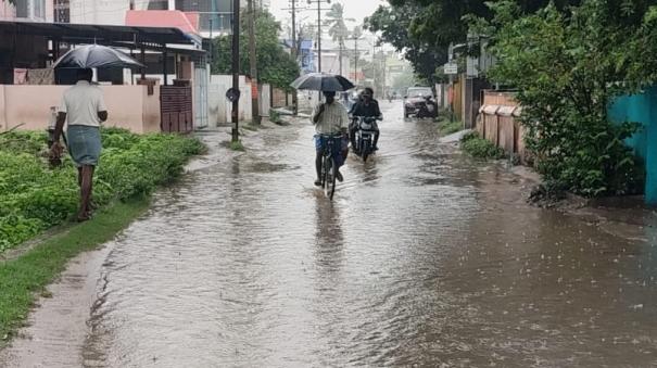 continuous-rains-in-paddy-fields-disrupt-normal-life-of-people