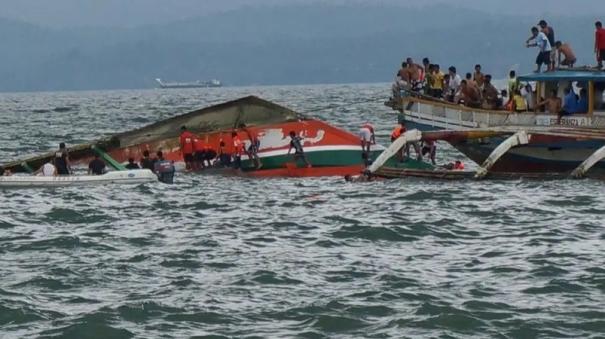 boat-capsizes-in-nigeria-27-dead-over-100-missing